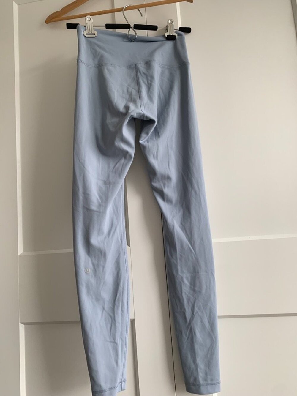 Lululemon Leggings size 6 with 28" inseam - Picture 5 of 8